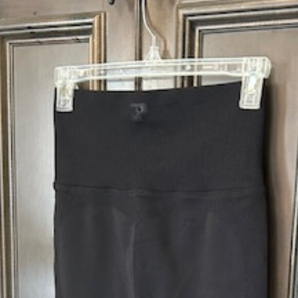 Victoria Secret's Pink Flip It Seamless Foldover Waistband Leggings - Picture 7 of 11